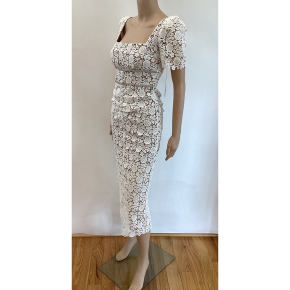 SELF-PORTRAIT LACE EMBELLISHED MIDI DRESS SS/2022 COLLECTION - Picture 3 of 8